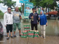 Peduli Banjir, PT Sogood  Food (JAPFA GROUP) Bagikan Paket Sosis ke Anak-anak