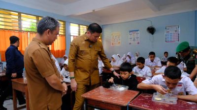 Bupati Adnan Pastikan Pelaksanaan MBG Berjalan Lancar di Gowa