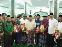 Safari Ramadhan, Bupati Takalar Serahkan Bantuan di Masjid Nurul Huda