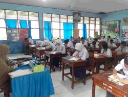 SMPN 19 Makassar Gelar Sumatif Tengah Semester Berbasis Hibrid