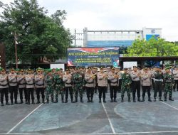 Kapolres Bersama Dandim 1426/Takalar Pimpin Apel Kesiapan Pengamanan Malam Takbiran