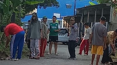 Tindaklanjuti Program Bupati dan Wakil Bupati Gowa, Warga BTN Saumata Indah Gelar Kerja Bakti Bersama