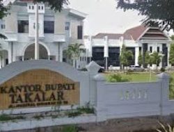 Meskipun Hari Libur, Pemkab Takalar Komitmen Bayarkan Gaji ASN Tepat Waktu