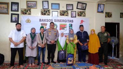 Pemkab Gowa, TNI – Polri dan HMI Bagikan Perlengkapan Sekolah di Panti Asuhan