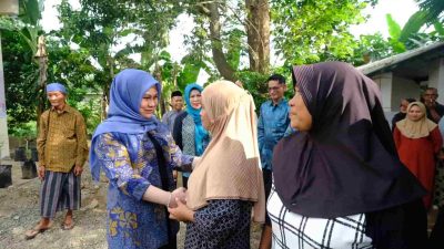 TP PKK Gowa Kembali Salurkan Bantuan Pangan ke KME di Pallangga dan Bajeng