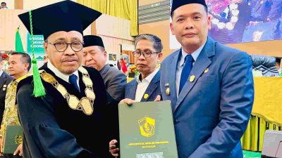 Wabup Takalar Terima Penghargaan Alumni Berprestasi dari UMI Makassar
