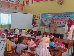 Hari Ketiga MPLS, Bhabinkamtibmas Aiptu Subur Berikan Materi Penyuluhan di SDN Baraya II Makassar