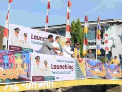 Komitmen Jaga Kebersihan Lingkungan, Wali Kota Munafri Pimpin Kerja Bakti dan Penanaman Pohon di Kanal Jongaya