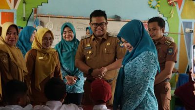 Wabup Gowa Tinjau Pemeriksaan Kesehatan Gratis Siswa di SD Center Malakaji