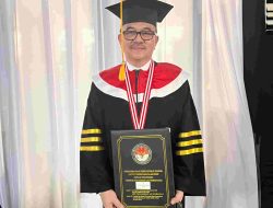 Raih Predikat Cumlaude, Sekda Jufri Rahman Lulusan Terbaik S3 Ilmu Pemerintahan IPDN