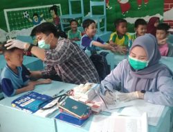 Puskesmas Rappokalling Lakukan Pemeriksaan Kesehatan 56 Siswa Baru SDN Rappokalling 67/1