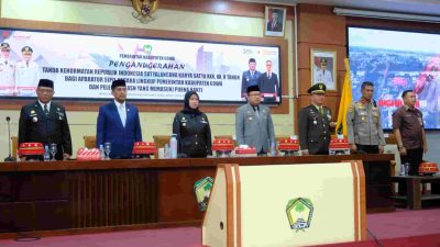 Mengabdi Puluhan Tahun, Bupati Husniah Serahkan Penghargaan Satyalancana ke ASN Lingkup Pemkab Gowa