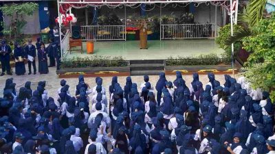 Meriahkan HUT RI ke-80, SMPN 23 Makassar Gelar Beragam Perlombaan
