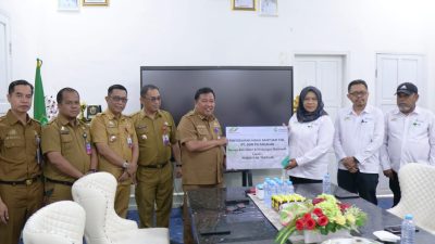 Bupati Dg Manye Terima Bantuan TJSL dari PT SGN PG Takalar
