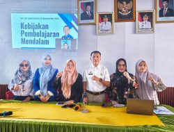 Disdik Gelar Sosialisasi Kebijakan Pembelajaran Mendalam di SMPN 18 Makassar