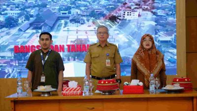 Tingkatkan Kualitas Pelayanan Publik, Diskominfo-SP Gowa Gelar Monev SP4N-LAPOR!