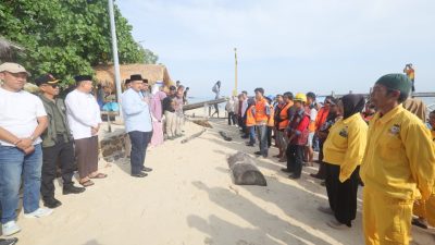 Munafri Bersama Satgas Pimpin Gotong-Royong Bersih-bersih di Pulau Samalona