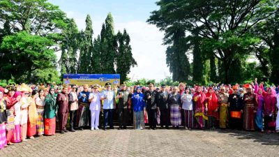 Pimpin Upacara Hari Guru, Wagub Sulsel Tekankan Pemerataan Pendidikan