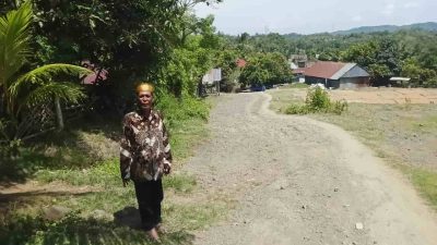 Petani Cammeru dan CinranaE Minta Pemkab Sinjai Realisasikan Perbaikan Akses Jalan Sahari – Kampung Palla