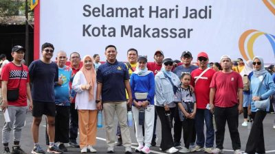 Ketua DPRD Rahmat Mappatoba dan Staf Ikuti Semarak Jalan Santai HUT Kota Makassar ke-418