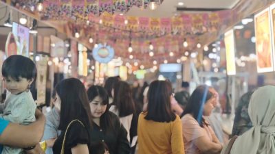 Kolaborasi dengan CIMB Niaga, MTF Market Hadirkan Event dan Area Makan Seru di ‘Desember Festive’