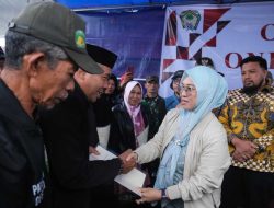 Pemkab Gowa Bagikan Ribuan Sertifikat PTSL ke Masyarakat Tinggimoncong