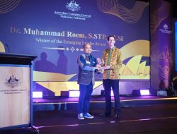 Kadis Kominfo Makassar, Muh Roem Dinobatkan Emerging Leader oleh Konsulat Australia