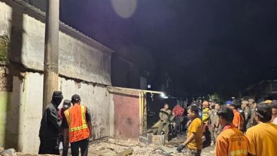 Berdiri Puluhan Tahun, Pemkot Makassar Tertibkan Lapak PKL di Jalan Lamuru