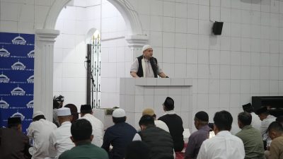 Tarawih Pertama, Wali Kota Munafri Pimpin Safari Ramadan di Masjid Agung 45
