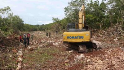 Excavator “Ngamuk” Satgas TMMD Tembus Medan Sulit, Perintisan Jalan Makin Cepat