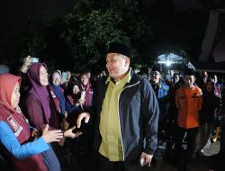 Datangi Posko Banjir di Biringkanaya, Munafri Pastikan Kebutuhan Warga Terpenuhi