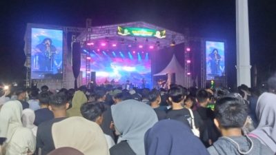 Hari Jadi ke-66 Takalar, Ribuan Warga Nikmati Hiburan Rakyat di Baruga Panrannuangku