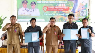 Komitmen Wujudkan Pelayanan Prima, Bupati Takalar Serahkan SK ke-393 Kepala Dusun