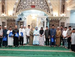 Ivan Kalalembang Dampingi Aliyah Mustika Ilham Safari Ramadan di Kecamatan Wajo