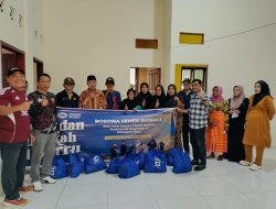 Jelang Idul Fitri, Semen Bosowa Salurkan Bantuan Sembako untuk Warga Kurang Mampu di Barru