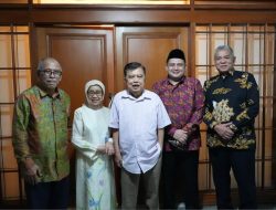 Munafri – Melinda Sowan ke Jusuf Kalla, Rawat Silaturahmi di Momen Idul Fitri