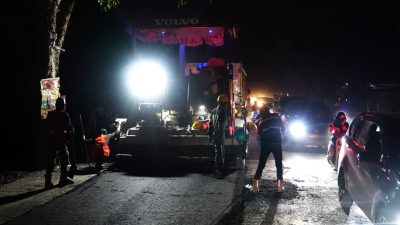 Guru dan Petani Sumringah Jalan Diperbaiki, Ekonomi dan Mobilitas Meningkatkan