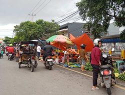 Jelang Idul Fitri, Pasar Tumpah Kian Marak: Antara Kemacetan dan Harapan Pedagang