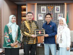 Pemkot Makassar – Telkomsel Jajaki Kerjasama Program Digitalisasi Sekolah