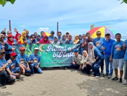 Penuh Kebersamaan, Angkatan 1988 IKA Smandel Makassar Gelar Halalbihalal di Pantai Biru