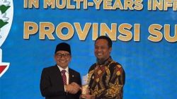Gubernur Sulsel Terima Penghargaan Nasional, Bukti Nyata Keberhasilan Program Infrastruktur Multiyears