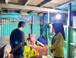 Dengar Kabar Lansia Tinggal di Gubuk, Wali Kota Munafri Langsung Respon Cepat Berikan Bantuan