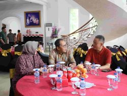 Momen Imlek, Danny Pomanto Silaturahmi ke Rumah Tokoh Tionghoa