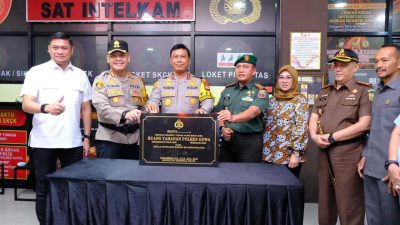Terima Kunjungan Kapolda Sulsel, Bupati Adnan Apresiasi Peresmian ETLE dan Ruang Tahanan Polres Gowa