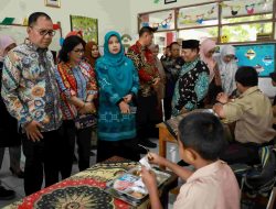 Dampingi Pj Gubernur Sulsel Tinjau Pelaksanaan MBG di Makassar, Danny Pomanto: Jauh Lebih Baik
