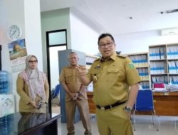 Blusukan di Kantor Bupati, Mohammad Firdaus (Dg Manye) Tegaskan Kedisiplinan dan Kebersihan