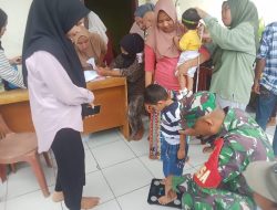 Babinsa Koramil 1426-04/Galesong Laksanakan Pendampingan Kegiatan Posyandu Penimbangan Balita