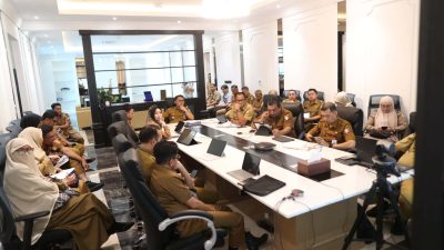 Pj Sekda Makassar Pimpin Rakor Pengelolaan APBD dan Pengadaan Berjas Bersama KPK RI