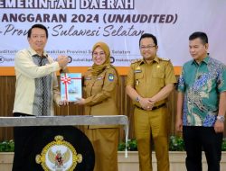 Serahkan Laporan Keuangan, Bupati Husniah Harap Gowa Raih Kembali WTP
