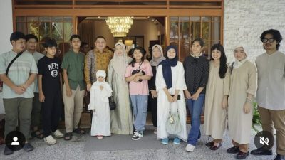 Momen Idul Fitri 1446 H, Munafri – Melinda Aksa Sowan ke Keluarga Besar Jusuf Kalla